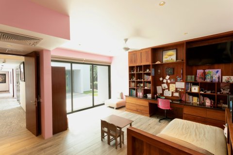 House in Bang Tao, Thailand 4 bedrooms № 153836 - photo 14