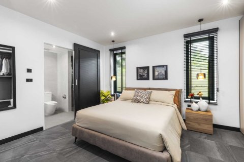 House in Rawai, Thailand 4 bedrooms № 153839 - photo 17