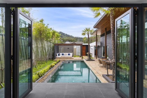 House in Rawai, Thailand 4 bedrooms № 153839 - photo 22