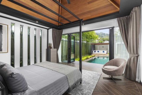 House in Rawai, Thailand 4 bedrooms № 153839 - photo 11