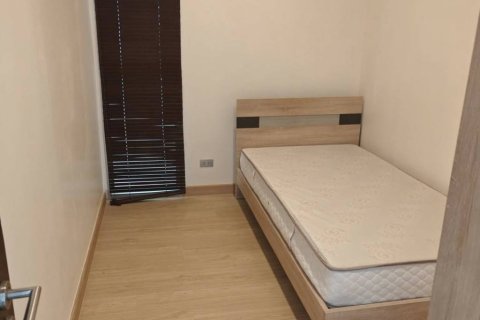 Condo in Bangkok, Thailand, 2 bedrooms № 151014 - photo 5