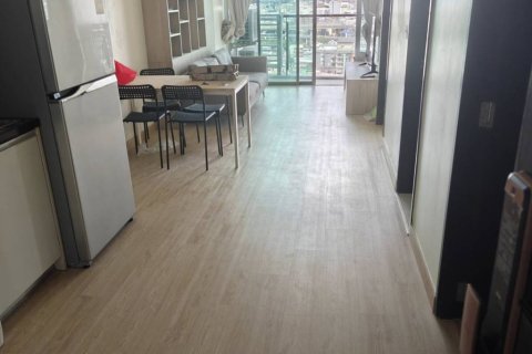 Condo in Bangkok, Thailand, 2 bedrooms № 151014 - photo 2