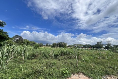 Земельный участок в Паттайе, Таиланд  № 144257 - фото 1