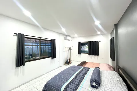 House in Pattaya, Thailand 4 bedrooms № 173706 - photo 14