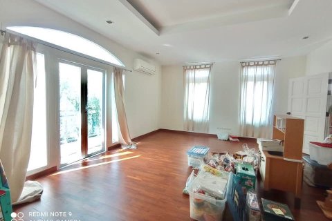 House in Bangkok, Thailand 4 bedrooms № 157532 - photo 11