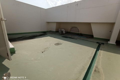 House in Bangkok, Thailand 4 bedrooms № 157532 - photo 2