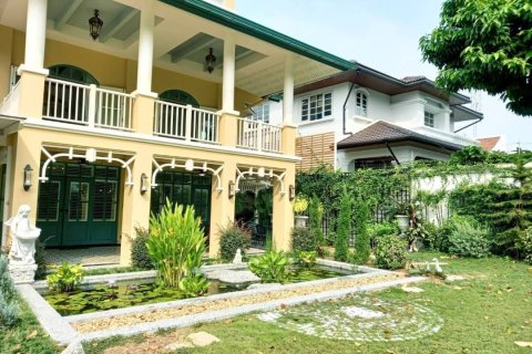 House in Bangkok, Thailand 4 bedrooms № 157528 - photo 20