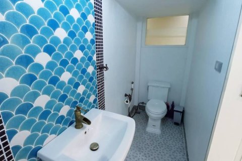 House in Bangkok, Thailand 4 bedrooms № 157528 - photo 3
