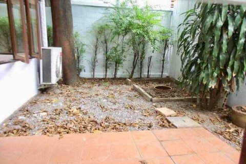House in Bangkok, Thailand 3 bedrooms № 157526 - photo 6