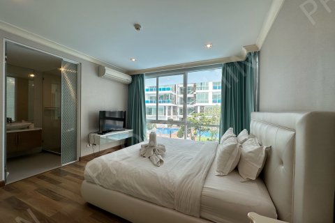 Apartment in Hua Hin, Thailand 3 bedrooms № 194774 - photo 3