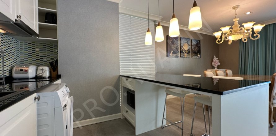Apartment in Hua Hin, Thailand 3 bedrooms № 194774