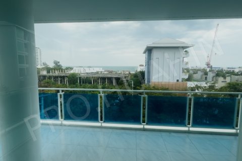 Apartment in Hua Hin, Thailand 3 bedrooms № 194776 - photo 9