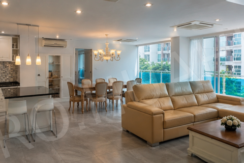 Apartment in Hua Hin, Thailand 3 bedrooms № 194772