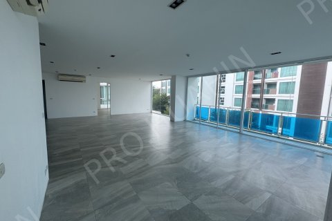 Apartment in Hua Hin, Thailand 3 bedrooms № 194777 - photo 7