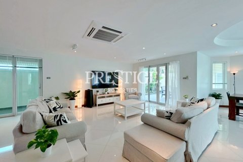 บ้านในพัทยา, ประเทศไทย 4 ห้องนอน № 197913 - รูปถ่าย 6