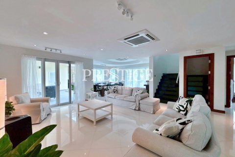 บ้านในพัทยา, ประเทศไทย 4 ห้องนอน № 197913 - รูปถ่าย 3