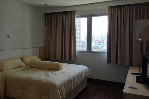 Condo à Yan Nawa, Bangkok, Thaïlande, 2 chambres № 148840 - photo 4