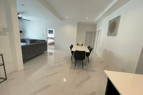 House in Phuket, Thailand 4 bedrooms № 148841 - photo 6