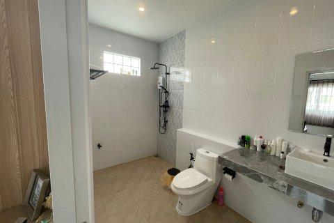House in Phuket, Thailand 4 bedrooms № 148841 - photo 12