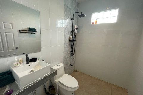 House in Phuket, Thailand 4 bedrooms № 148841 - photo 8