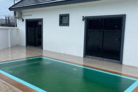 House in Phuket, Thailand 4 bedrooms № 148841 - photo 3