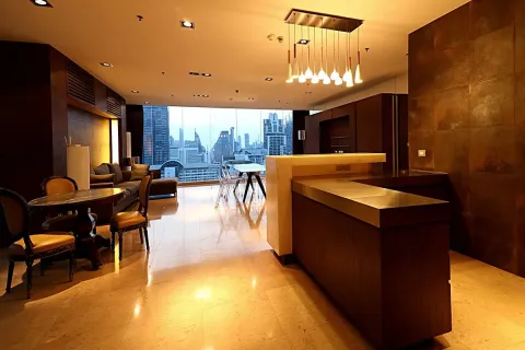 Penthouse in Watthana, Bangkok, Thailand 4 bedrooms № 148842 - photo 6