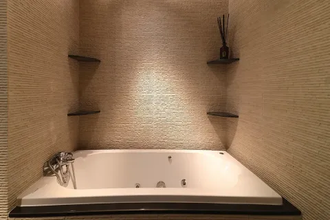 Penthouse in Watthana, Bangkok, Thailand 4 bedrooms № 148842 - photo 19