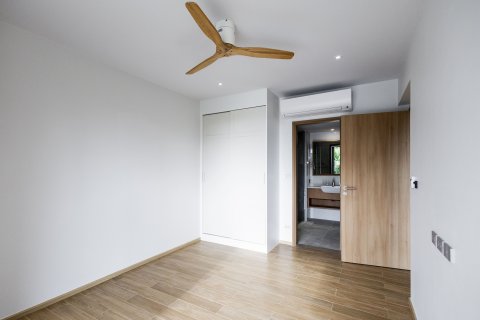 Condo in Phuket, Thailand, 3 bedrooms  № 147870 - photo 11