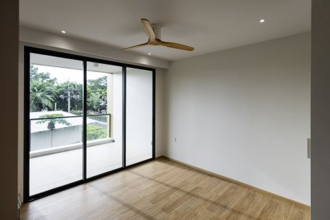 Condo in Phuket, Thailand, 3 bedrooms  № 147870 - photo 10