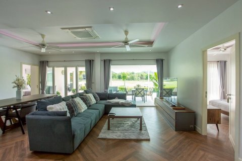 Вилла в Хуа Хине, Таиланд с 3 спальнями  № 147868 - фото 23