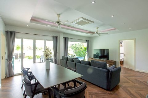 Вилла в Хуа Хине, Таиланд с 3 спальнями  № 147868 - фото 29