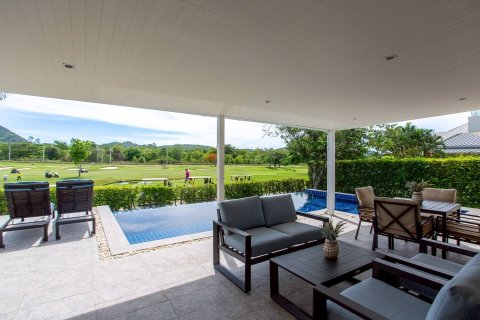 Вилла в Хуа Хине, Таиланд с 3 спальнями  № 147868 - фото 18