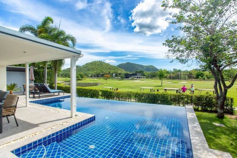 Вилла в Хуа Хине, Таиланд с 3 спальнями  № 147868 - фото 20