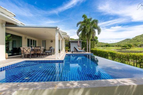 Вилла в Хуа Хине, Таиланд с 3 спальнями  № 147868 - фото 8