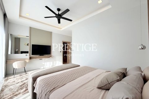 House in Pattaya, Thailand 3 bedrooms № 197716 - photo 11