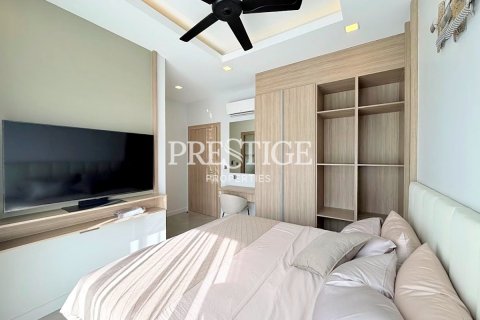 House in Pattaya, Thailand 3 bedrooms № 197716 - photo 19