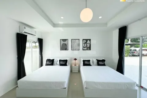 Casa de 6 dormitorios en Pattaya, Tailandia № 212136 - foto 9