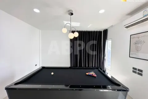 Casa de 6 dormitorios en Pattaya, Tailandia № 212136 - foto 7