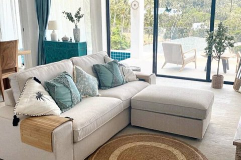 Condo in Ko Samui, Thailand, 2 bedrooms  № 114521 - photo 1