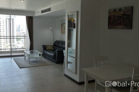 Condo in Pattaya, Thailand, 1 bedroom  № 152545 - photo 3
