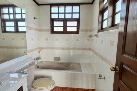 Дом в Сан-Сая, Таиланд с 3 спальнями  № 152987 - фото 18