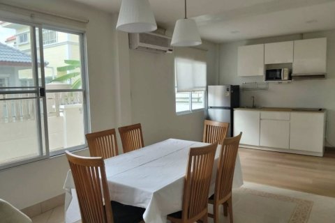 House in Pattaya, Thailand 3 bedrooms № 152981 - photo 6