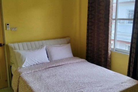 House in Pattaya, Thailand 3 bedrooms № 152981 - photo 9