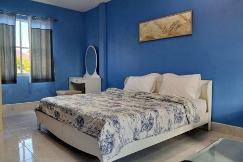 House in Pattaya, Thailand 3 bedrooms № 152981 - photo 10