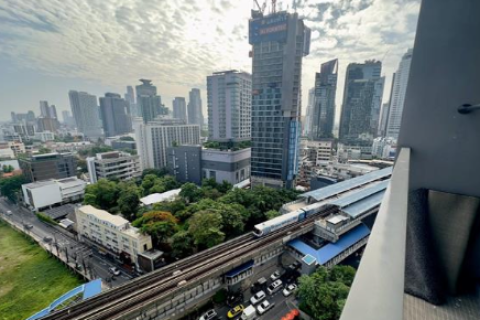 Студия в кондо в Клонг Тоэй, Бангкок, Таиланд № 160624 - фото 2