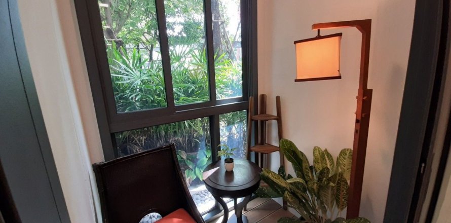 Condo in Watthana, Bangkok, Thailand, 2 bedrooms  № 160620