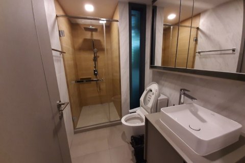 Condo in Watthana, Bangkok, Thailand, 2 bedrooms  № 160620 - photo 16