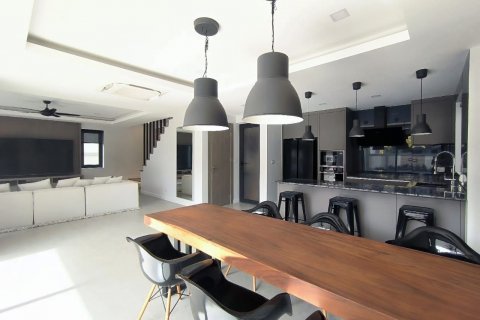 Вилла в Паттайе, Таиланд с 3 спальнями  № 146049 - фото 14