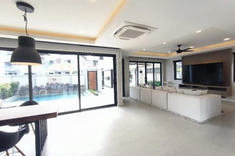 Вилла в Паттайе, Таиланд с 3 спальнями  № 146049 - фото 11