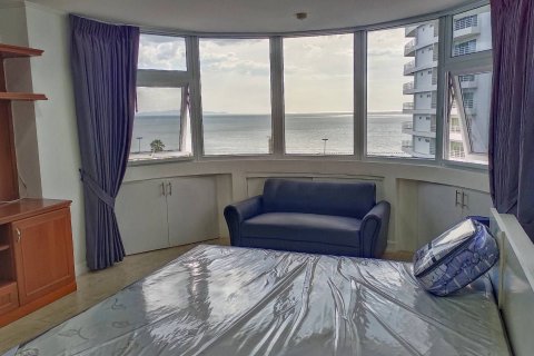 Condo in Pattaya, Thailand, 2 bedrooms  № 146048 - photo 3